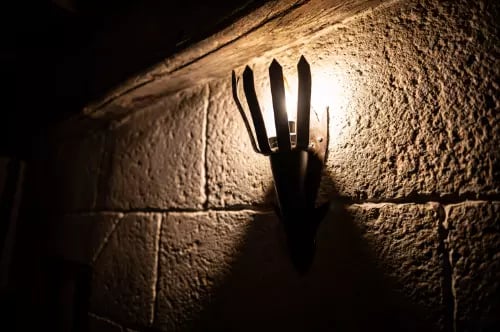Les Derniers Templiers [The Last Templars]