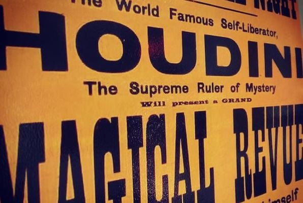 Houdini's Lounge