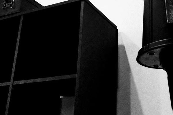 Yin & Yang / Black & White