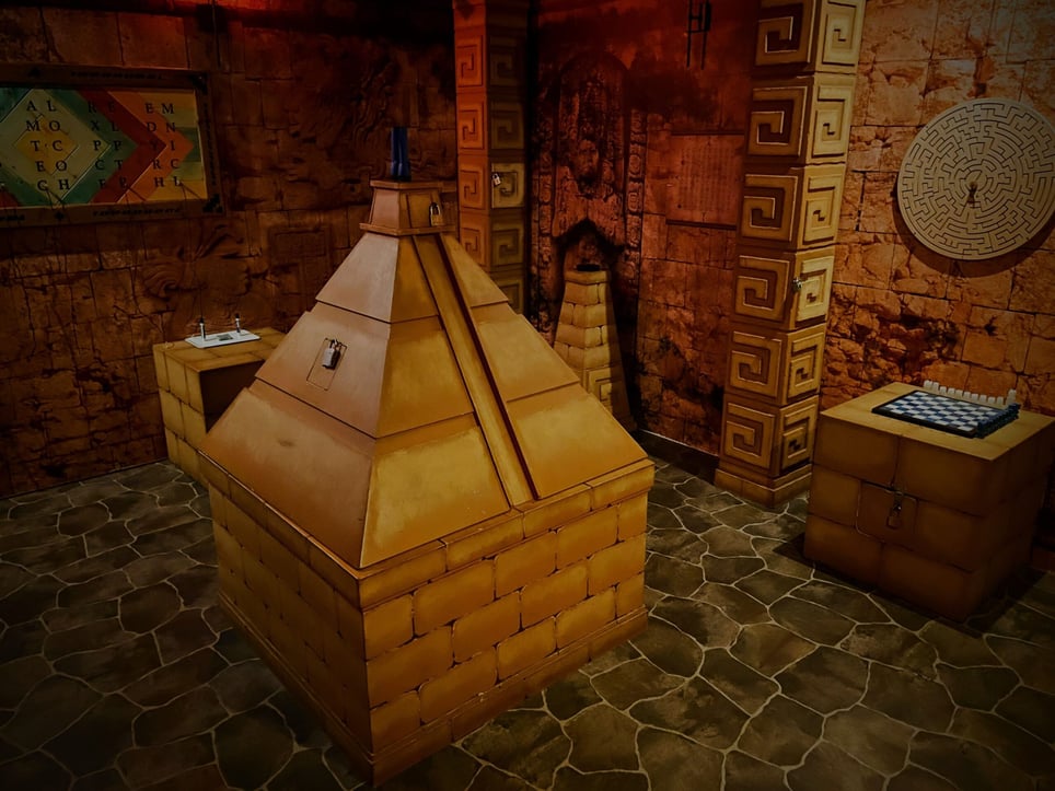 Tomb of the Red Queen