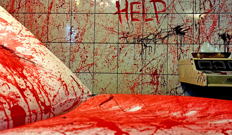 Blutiges Erwachen [Bloody Awakening]