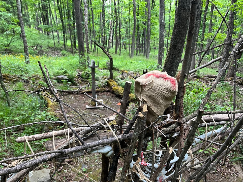 Hellmouth Hollow [Outdoor]