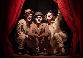 התיאטרון [The Theater]