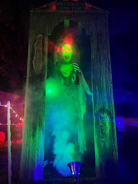 Wrenwood Haunted Cemetery