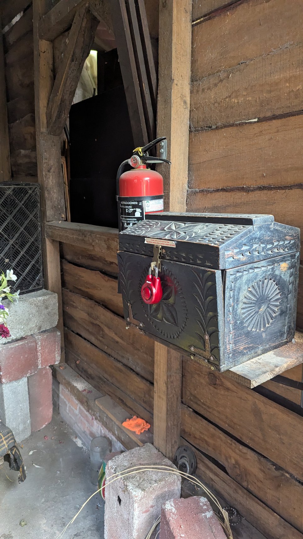 The Mysteries of Antigua [Outdoor]