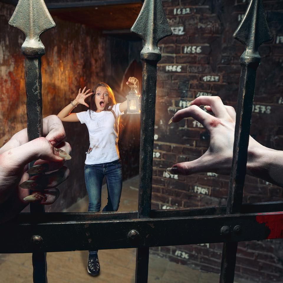 Zombie Prison Escape Room