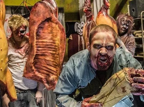 Ghostly Manor Haunted House